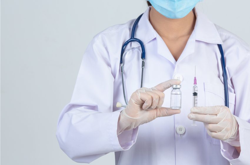  No COE estadual, Sindsaúde discute vacinação de grupos prioritários