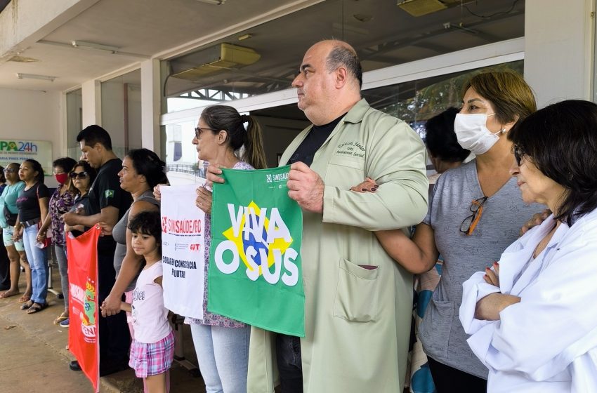  Manifestação na UPA Curitiba cobra direitos trabalhistas e denuncia colapso na saúde de Goiânia