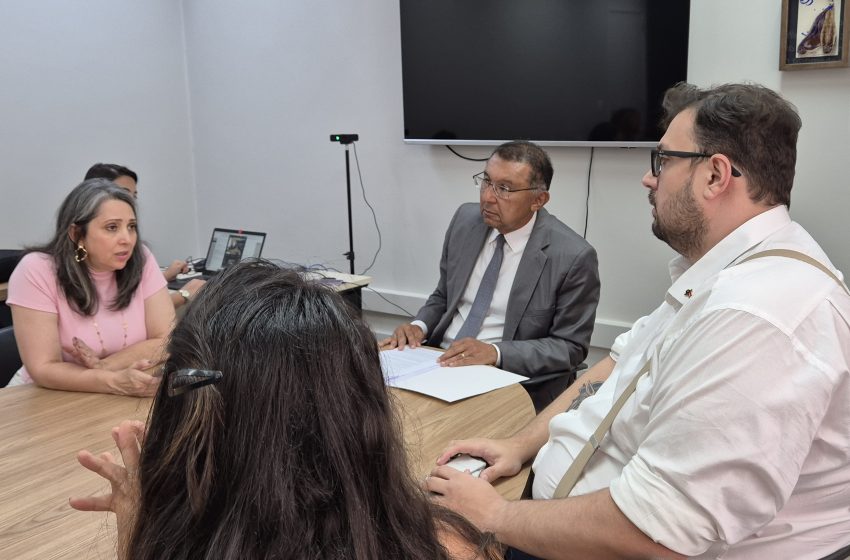  Sindsaúde cobra marcação de ponto justa para ACEs de Goiânia em reunião com a prefeitura e com o MP