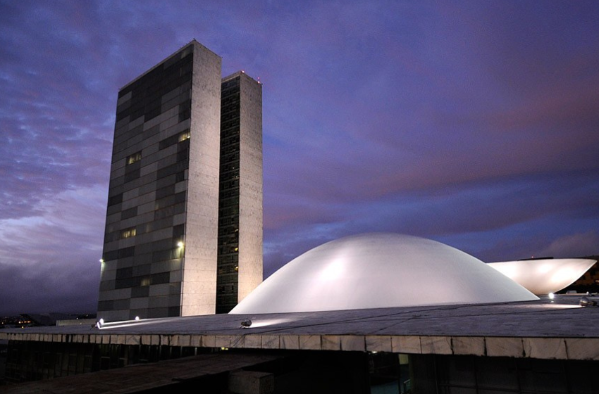  Sindsaúde comemora aprovação da proposta na CCJ do Senado e reafirma luta da enfermagem