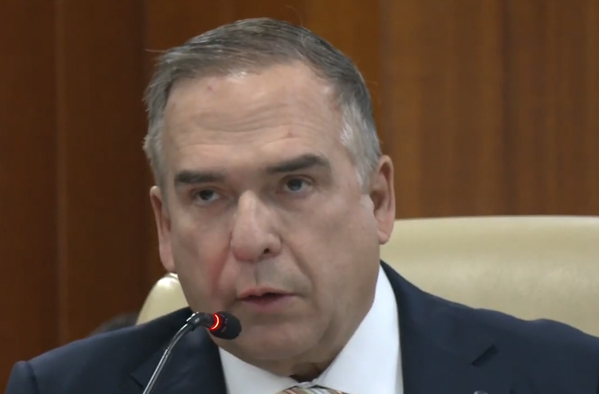  Sindsaúde contesta declaração do prefeito Sandro Mabel de que gastos com pessoal podem atingir limite de alerta da LRF