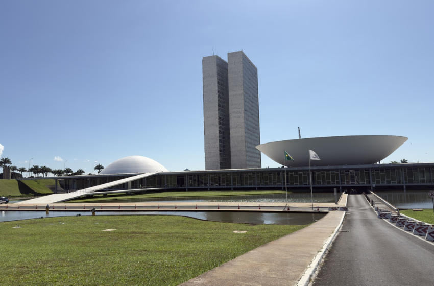  Sindsaúde celebra avanço na luta contra a violência e o assédio no trabalho na Câmara dos Deputados