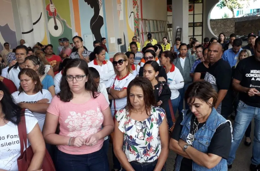  Servidores de Anápolis acatam proposta sobre titulação