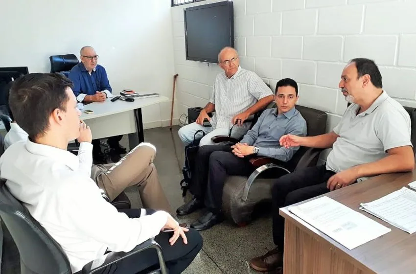  Trabalhadores terceirizados do Hugo vão receber ainda hoje, afirma OS