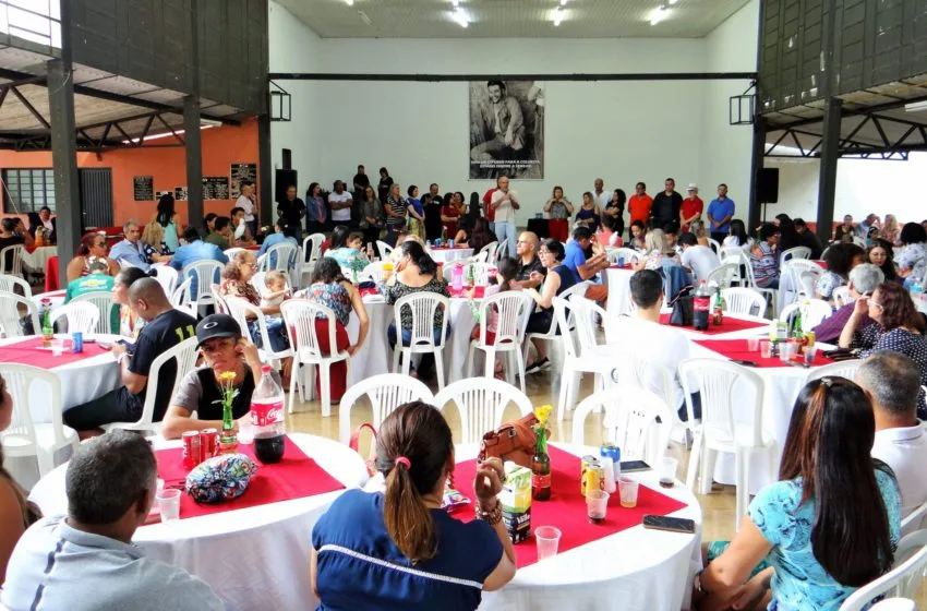  Servidores marcam presença na confraternização de fim de ano do Sindsaúde