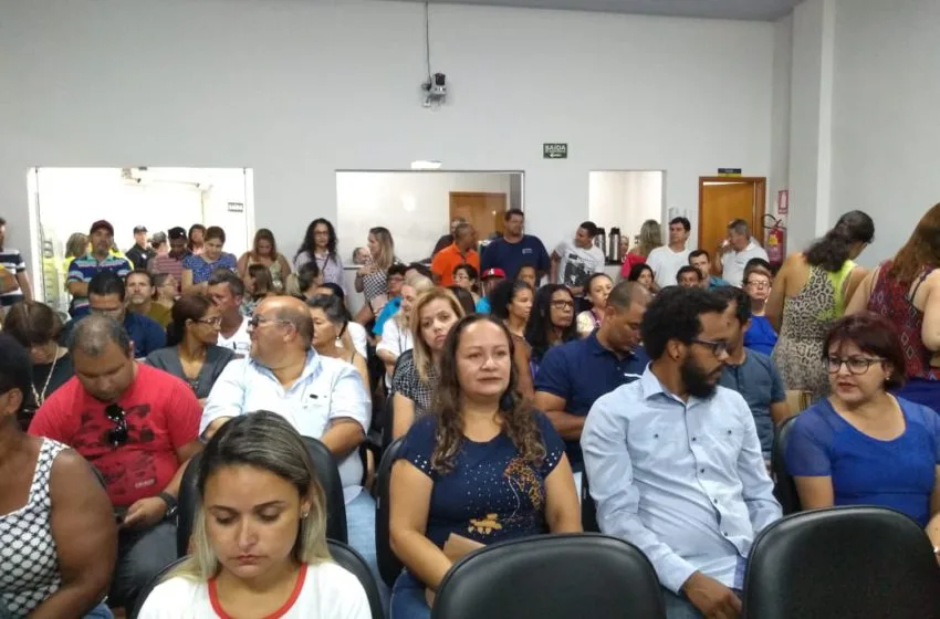  VITÓRIA: titulação para servidores de Anápolis é aprovada no Legislativo