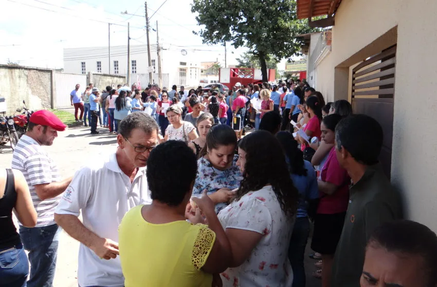  Servidores prometem realizar manifestações toda semana em Senador Canedo