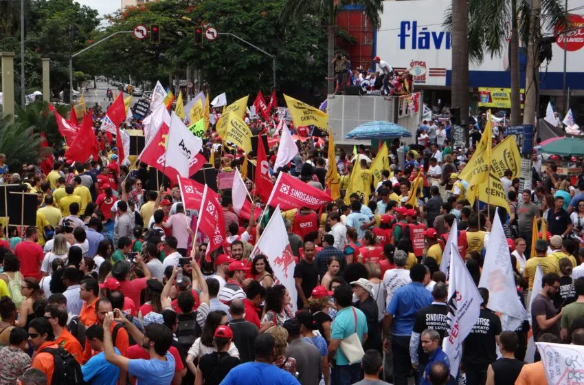  Sindsaúde convoca servidores para a Assembleia e Greve Geral