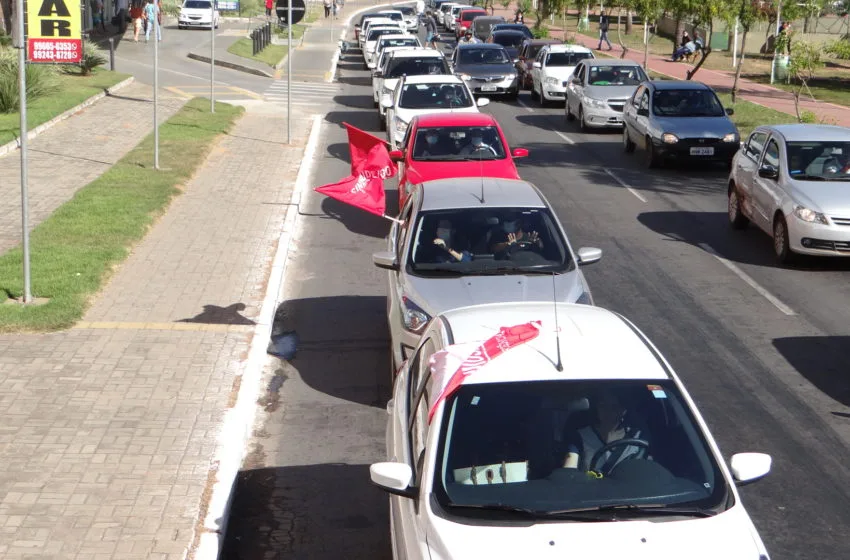  Em Aparecida, profissionais de saúde saem em carreata para cobrar do prefeito o cumprimento de direitos e valorização salarial