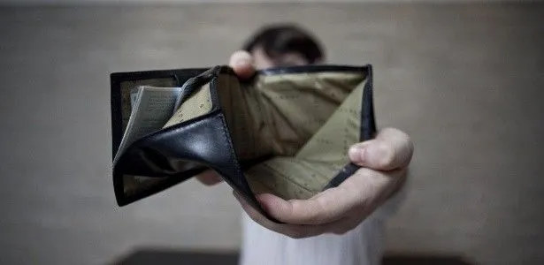  COMUNICADO: atraso de salário e descumprimento do piso salarial dos ACS e ACE