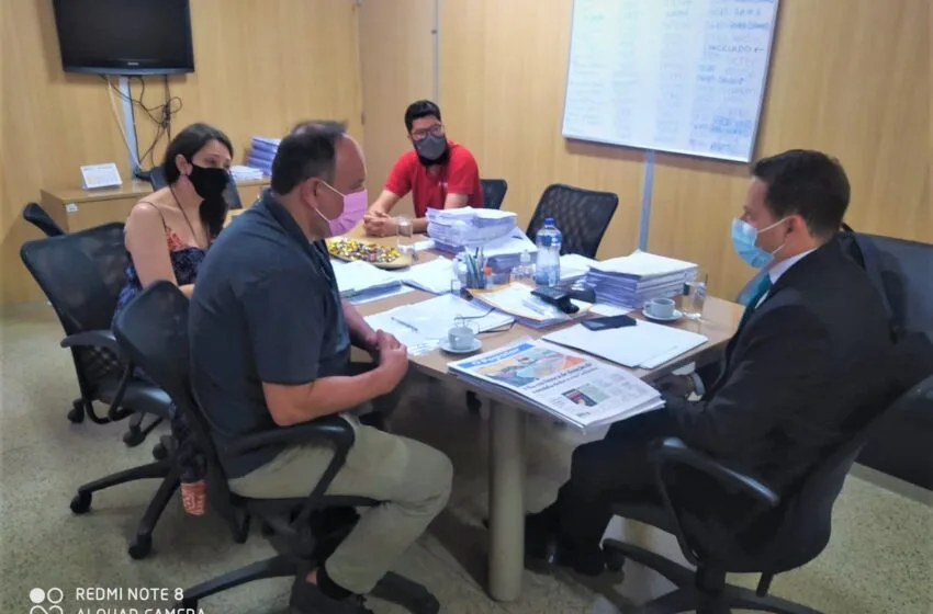 Sindsaúde discute progressão, produtividade e concurso com titular da Semad