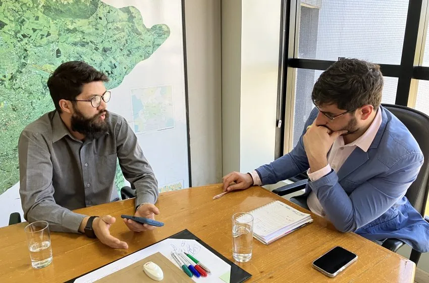  Goiânia – Sindsaúde discute progressão, data-base, quinquênio e o piso dos agentes com o Secretário de Governo.