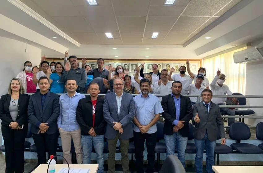  PISO: Agentes de Itapuranga começam a receber o novo piso salarial