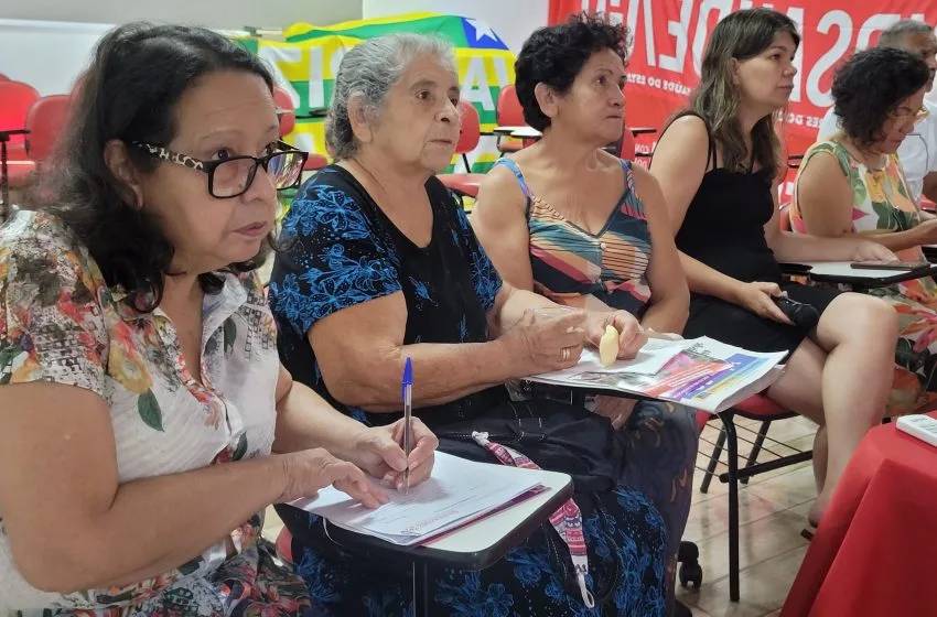  Caiado sinaliza reunião com Sindsaúde até o fim do mês para discutir recomposição salarial da saúde