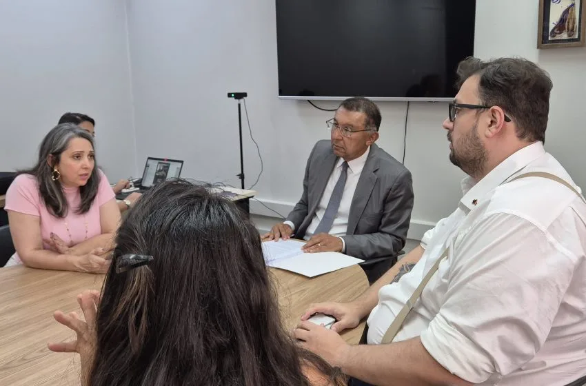  Sindsaúde cobra marcação de ponto justa para ACEs de Goiânia em reunião com a prefeitura e com o MP