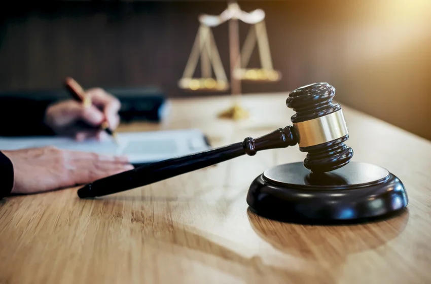  Vitória do Sindsaúde garante direitos dos servidores da saúde em Flores de Goiás