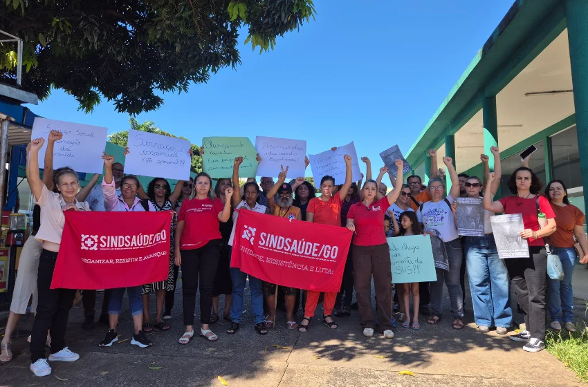  Presidenta do Sindsaúde, Néia Vieira, aciona justiça para suspender a retirada de assistentes sociais da saúde em Goiânia